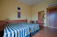 Hotel Blue Ribbon Hotels near Carrefour Express