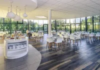 Hôtel Mercure Poitiers Site du Futuroscope Hotels in Шассней-дю-Пуату