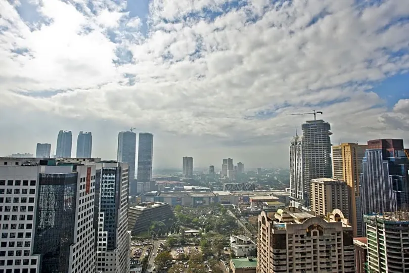 The Exchange Regency Residence Hotel Manila Managed by HII