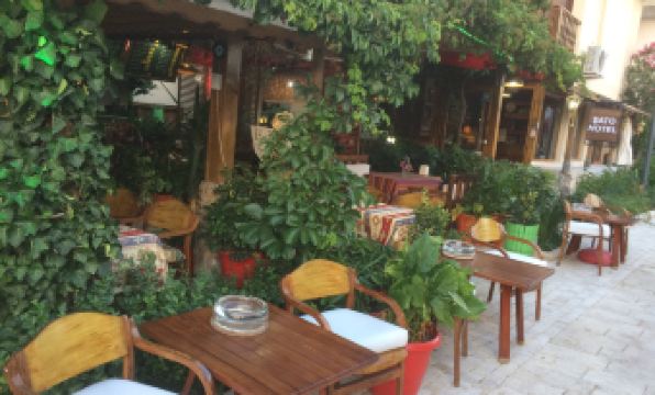 Sato Hotel - Housity