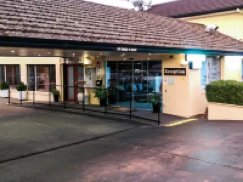 Country Plaza Queanbeyan Hotels in Queanbeyan