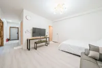 Seogwipo Jeju Beluga Pool Villa (Free Breakfast) 神話主題公園附近的飯店