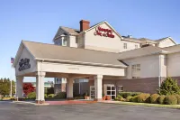 Hampton Inn & Suites Providence/Warwick-Airport Hoteles cerca de Clocktower Square