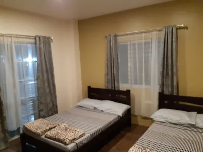 Restful 3Br Hillside Duplex House Hotels in der Nähe von Our Lady of Fatima Parish