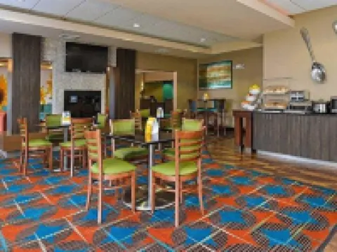 Holiday Inn Express & Suites JUNCTION CITY by IHG Hotels in Junction City