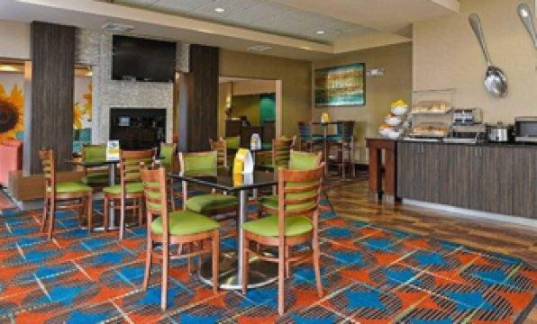 Holiday Inn Express & Suites JUNCTION CITY by IHG