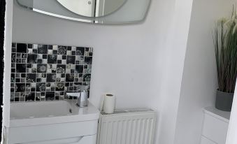 Newly Renovated 2-Bed House in Gorleston-on-Sea