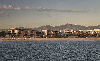 Four Seasons Resort Los Cabos