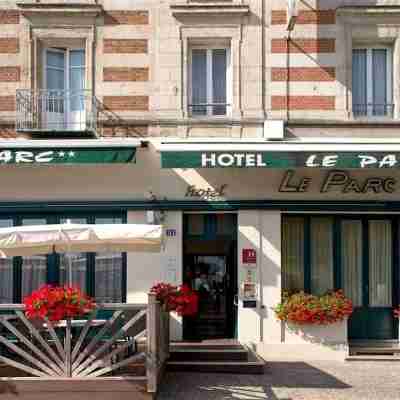 Hôtel Restaurant du Parc Hotel Exterior