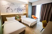 Grand Flora Hotel