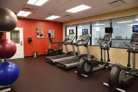 TownePlace Suites Lawrence Downtown - Phòng tập thể hình