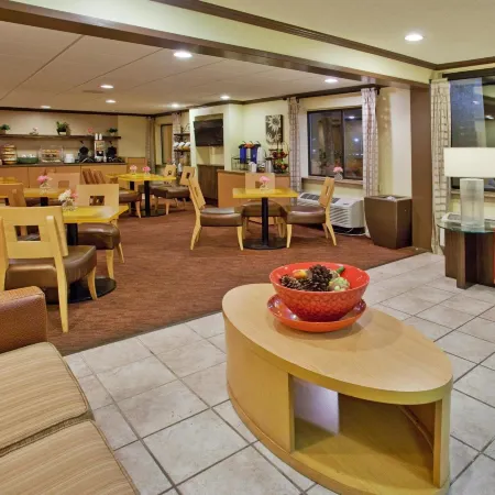 Spark by Hilton Savannah Midtown