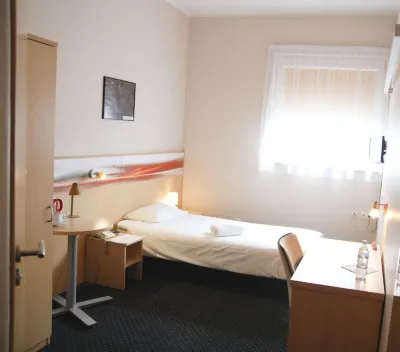 Economy Silesian Hotel Hotel di Tychy