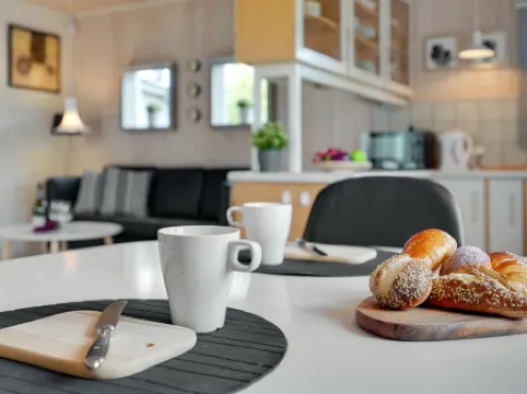 "Lippi" - 2.3km from the Sea