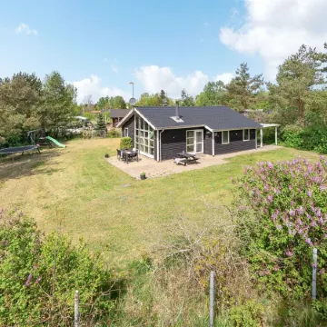 "Aiden" - 300m from the Sea