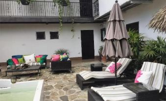 Perla Real Inn