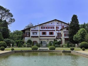 Hostellerie du Parc Hôtel Restaurant