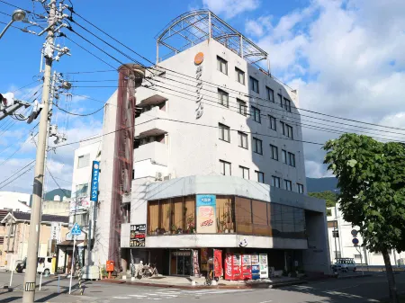 Hotel Ishibashi Отели рядом со станцией JR Takamitsu station