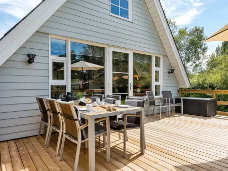 "Thormund" - 350m from the Sea Отели в г. Humble