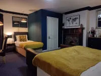 The Crown Inn - by Blunt Bars Hotels in Keynsham