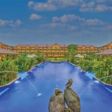 Mayfair Tea Resort