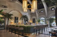 Four Seasons Hotel at the Surf Club, Surfside, Florida - bar