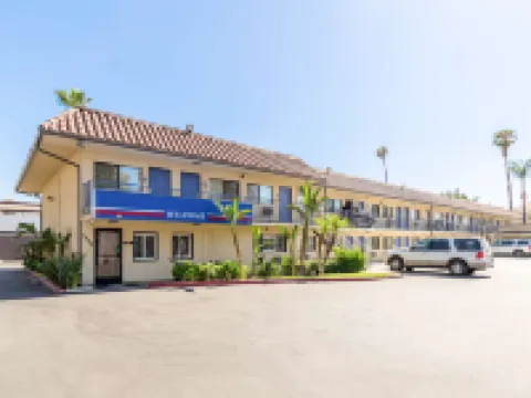 Motel 6 Riverside, CA - UCR East Hotels in Riverside