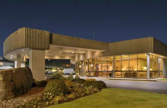 庫斯貝紅獅酒店