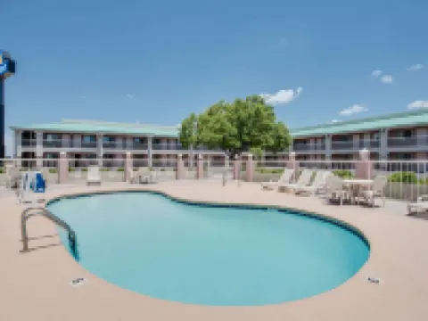 斯託克頓堡温德姆戴斯酒店 斯托克頓堡酒店