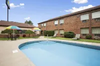 Days Inn by Wyndham Middletown Hotels in Middletown