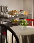 Hotel Commonwealth - Frühstück