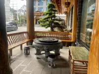 Yibaijia Nationality Hotel