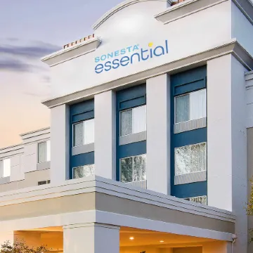 Sonesta Essential Ames