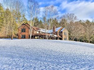 Keene Villa Near Skiing, Swimming and Hiking!