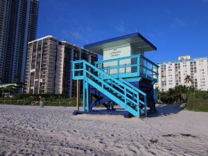 Beach Front Studio Miami Beach