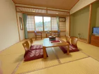 Hotel Shikinosato and Iyasinoyu Hôtels à : Kamiyama