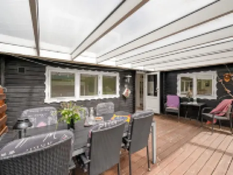 "Staffan" - 200m to the Fjord Hotels in Skjern