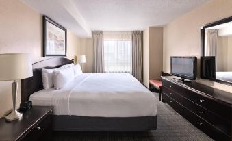 Les Suites Hotel Ottawa
