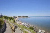 Host & Stay - Brooklands Timeless