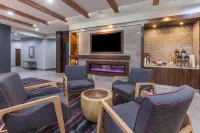 La Quinta Inn & Suites by Wyndham Houston East at Sheldon Rd Hôtels à : Channelview