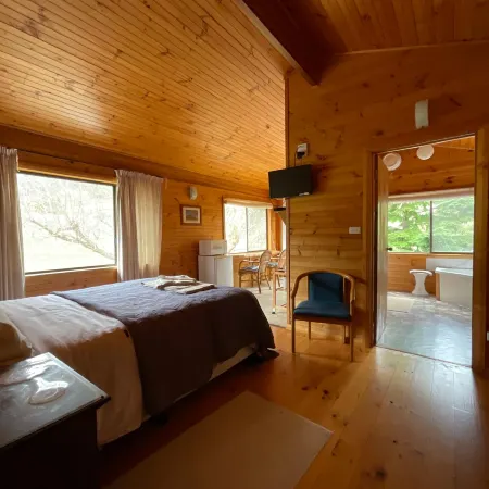 Silver Ridge Retreat