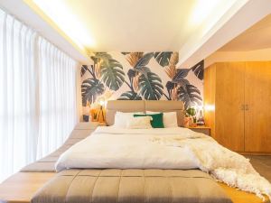 Mamilla View- Suites & Apt Hotel