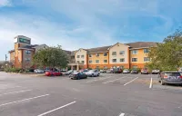 Extended Stay America Suites - Savannah - Midtown - parkir