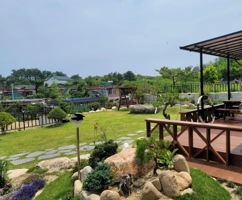 Goseung Luceluna Pension