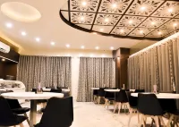 Hotel Four Seasons Hotels in Varanasi