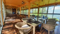 The Woods Retreat - breakfast