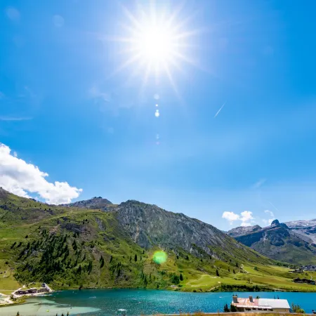 Les Cimes (Le Lac) Отели в г. Тинь