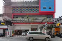 Urbanview Hotel Kota Tua Jakarta Отели в г. Западная Джакарта