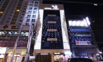 2. 호텔더스테이..