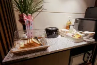 Hotel Laglas Asan - breakfast